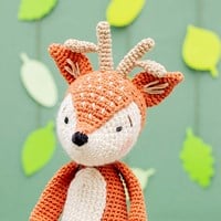 Yarn and Colors Donna Deer Crochet Kit 018 Bronze-2