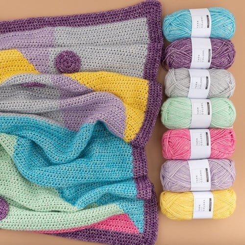 Yarn And Colors Charming