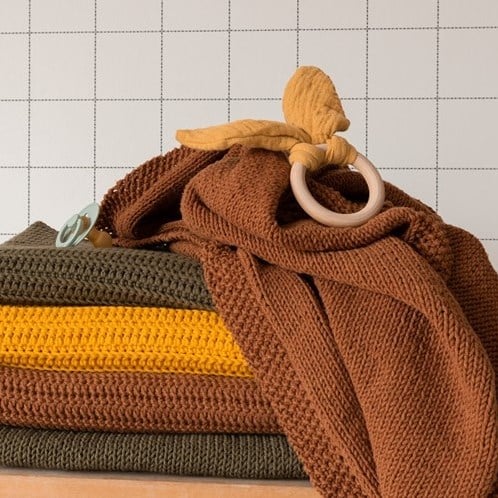 Yarn and Colors Oh Baby! Knit Blanket Knitting Kit 026 Satay