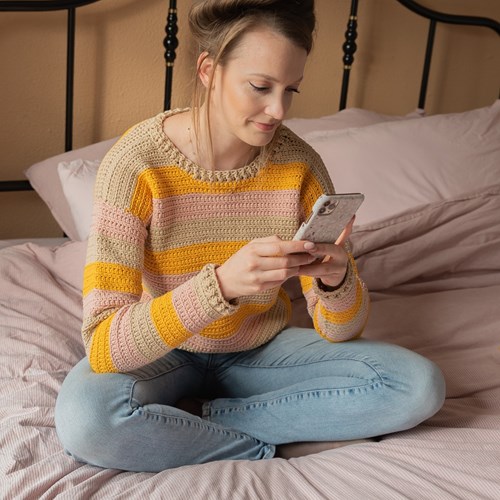 Yarn and Colors Sunset Stripes Sweater Crochet Kit 2 Satay XS-3